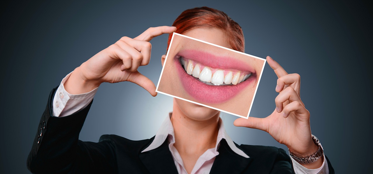 Frau, Lächeln, Zähne, Gesundheit, Zahn, Mund, Zahnpflege, Zahnarzt, Zahnprothese, Präsentation, Geschäftsfrau, Werbung, Zähne, Zähne, Zähne, Zähne, Zähne, Zahn, Zahnarzt, Zahnarzt
